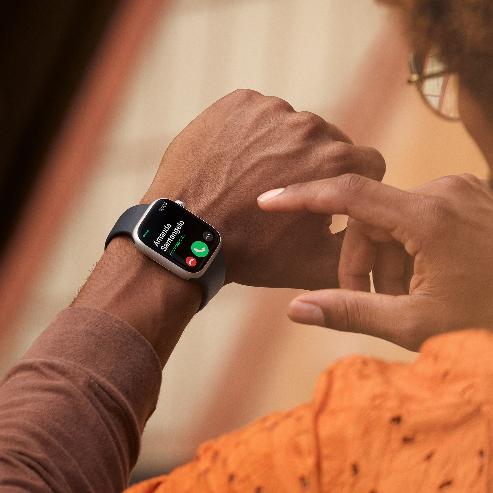 4 Apple Watch Series 8 45mm 831823