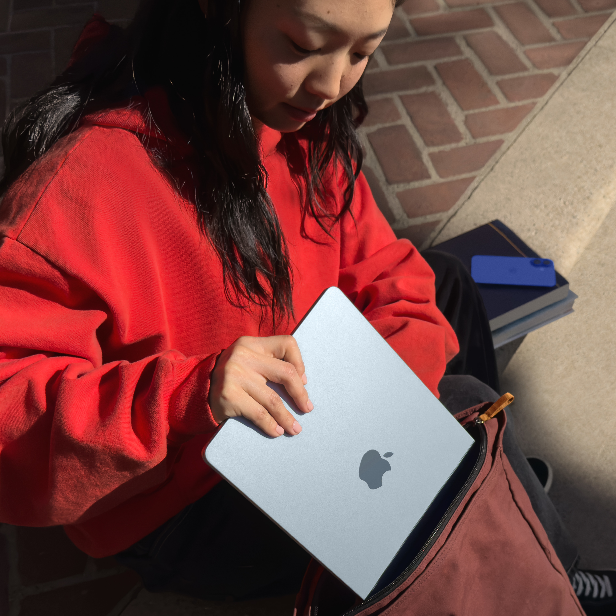 7 macbook air 13 inch m4 sky blue