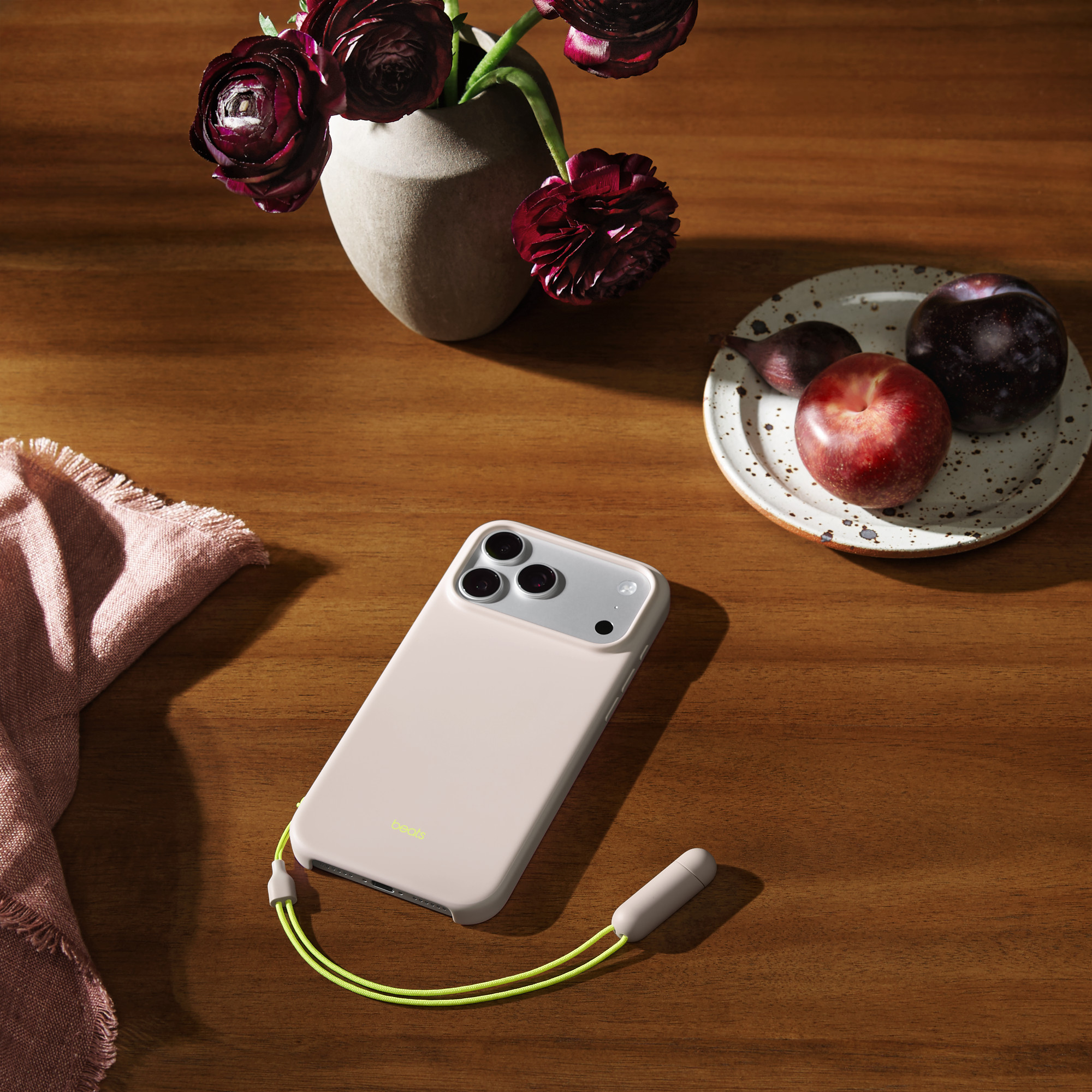 4 iphone 17 pro max beats kickstand magsafe lime stone