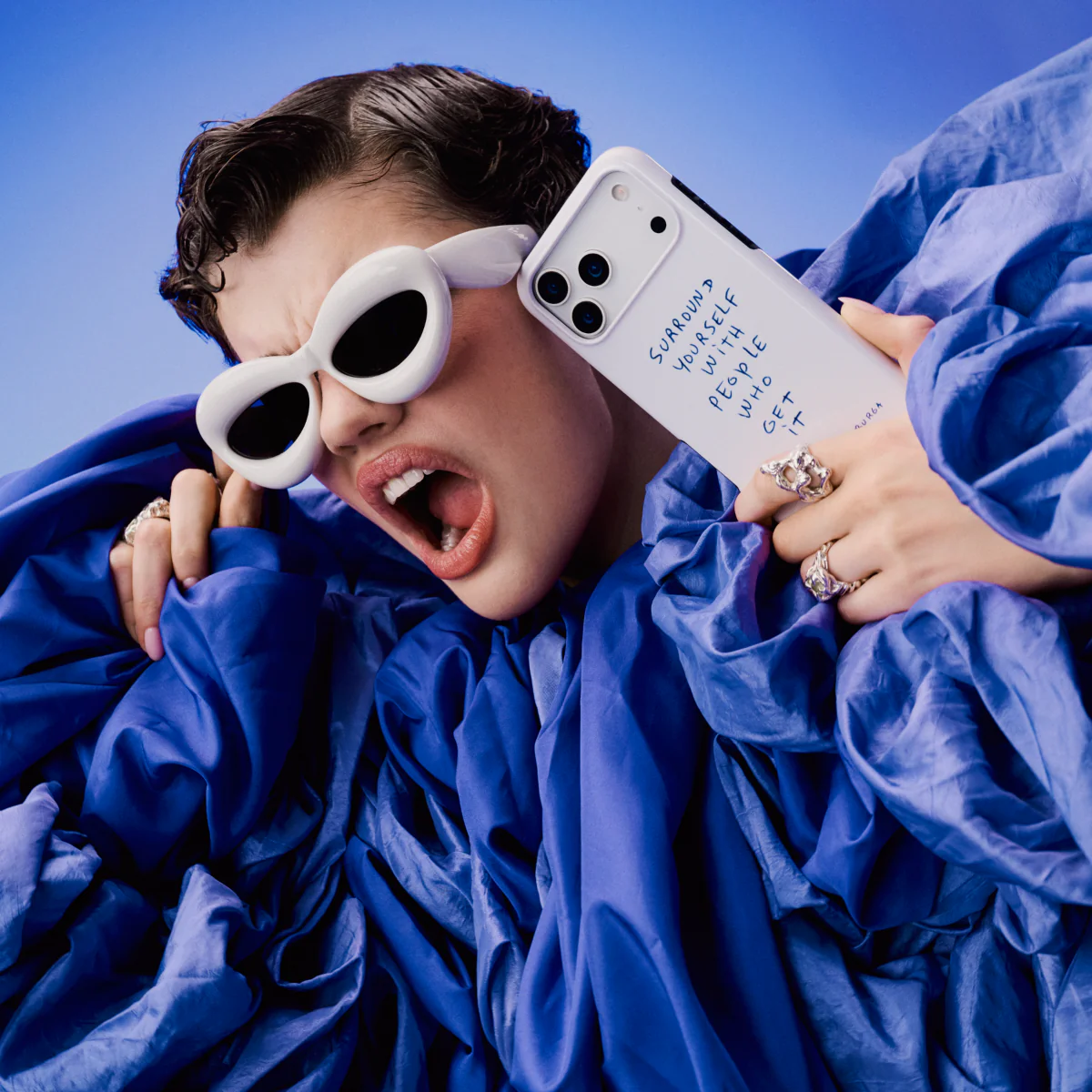 3 iphone 17 pro burga tough magsafe get it