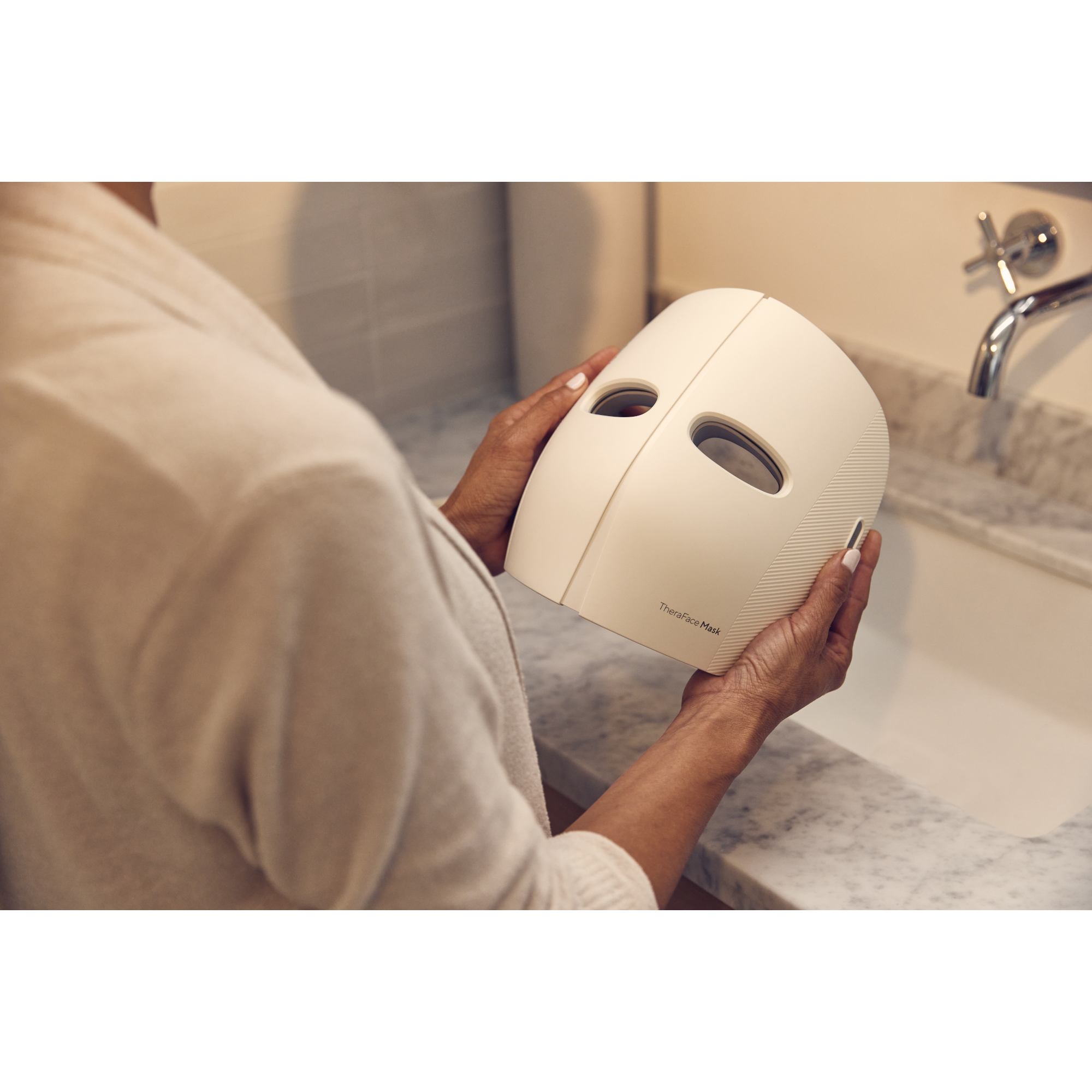 20 therabody theraface mask