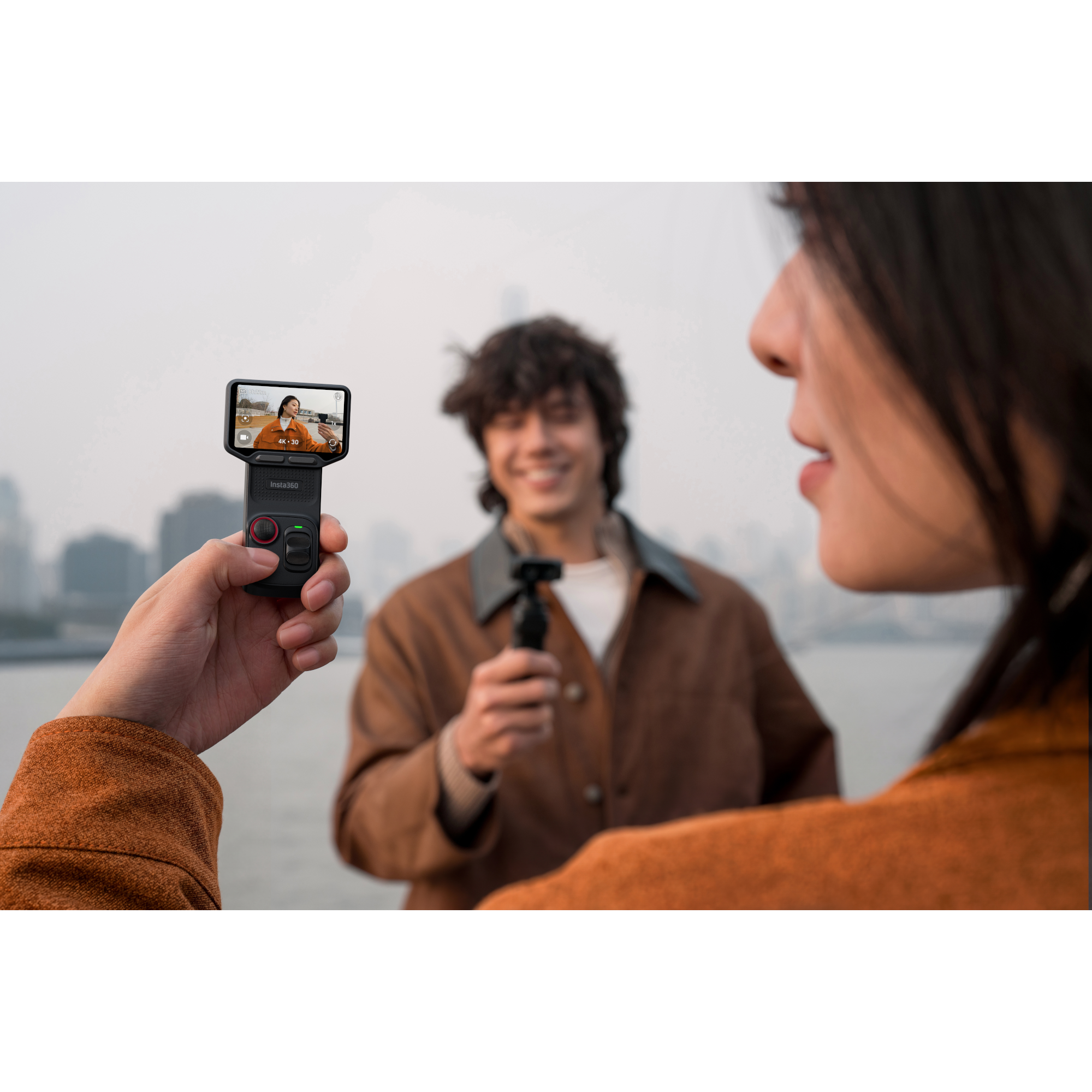 16 insta360 luna ultra standard bundle