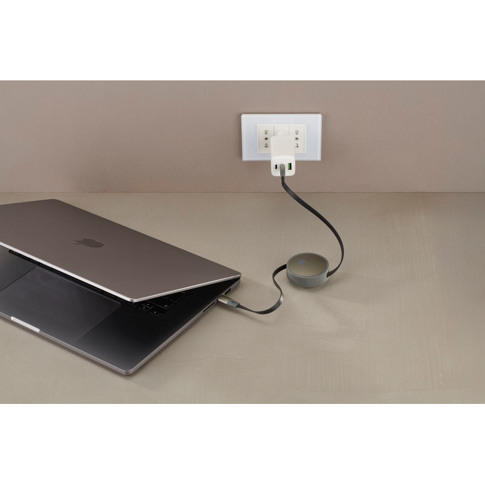 3 cellularline 100w usb c retractable charging cable