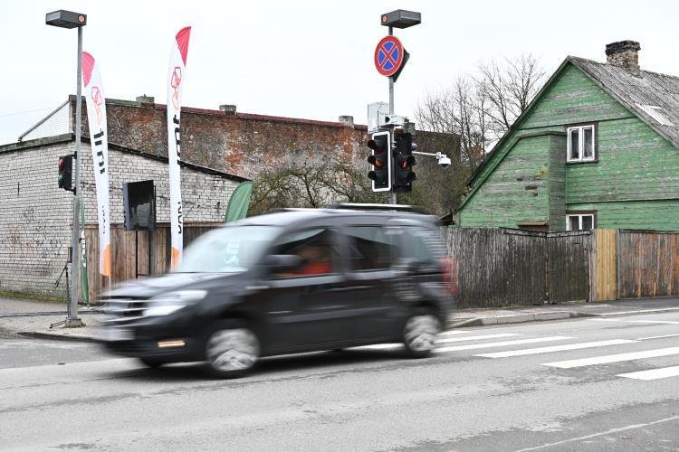 [:en]LMT red light enforcement solution in action[:]