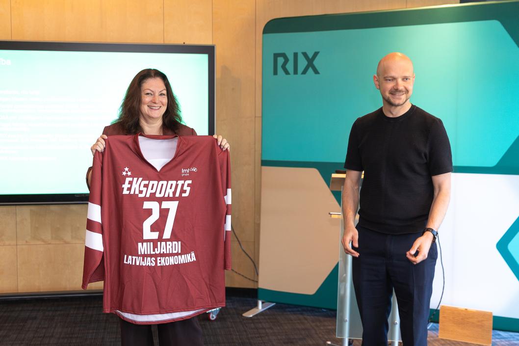 RIX pasākuma foto. Eksporta hokeja krekls